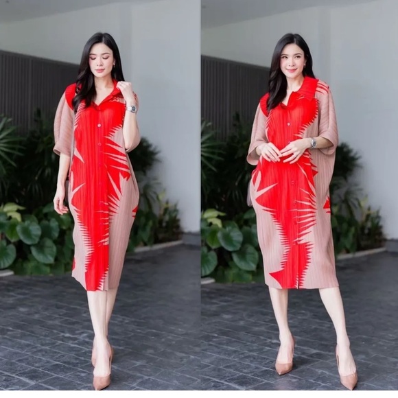 Abstract Dress - Picture 2 of 2